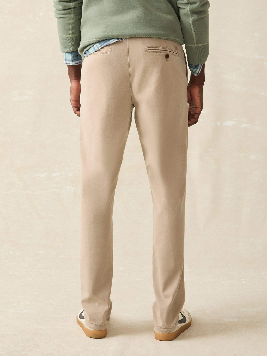 Coastline Stretch Chino - Utility Khaki