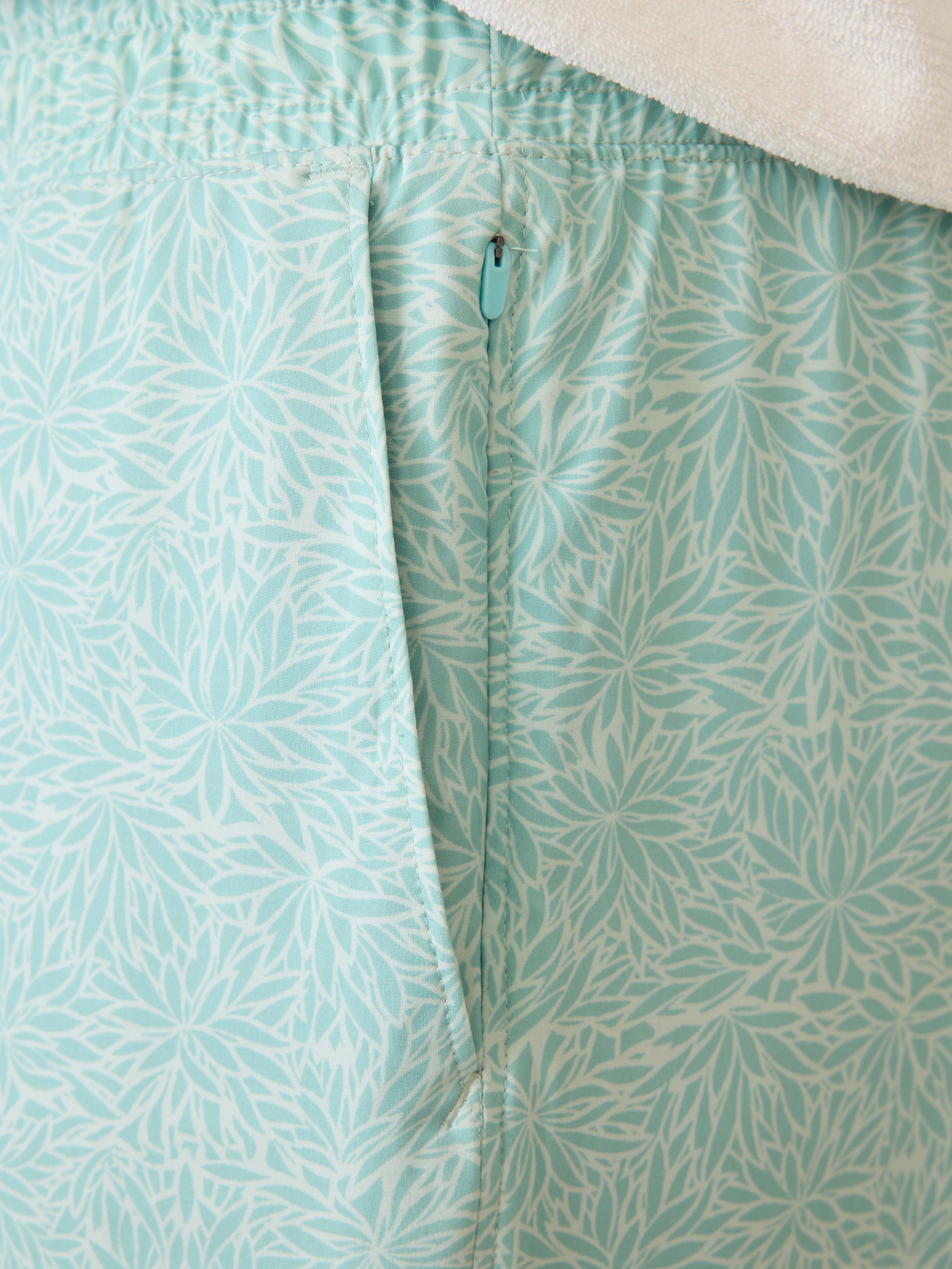 Shorelite Trunk (7") - Tidal Frond