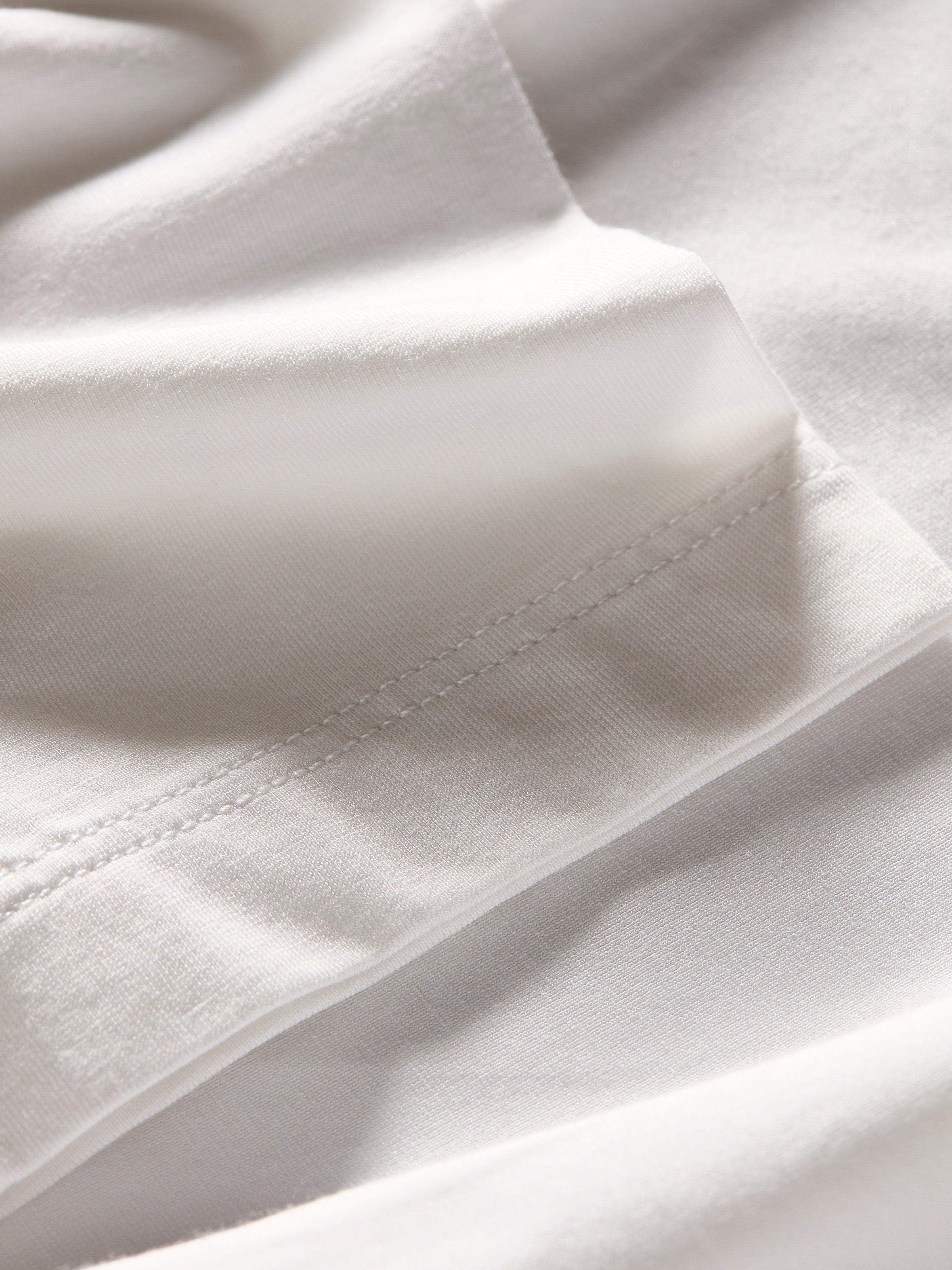 Movement™ Long-Sleeve T-Shirt - Pure White