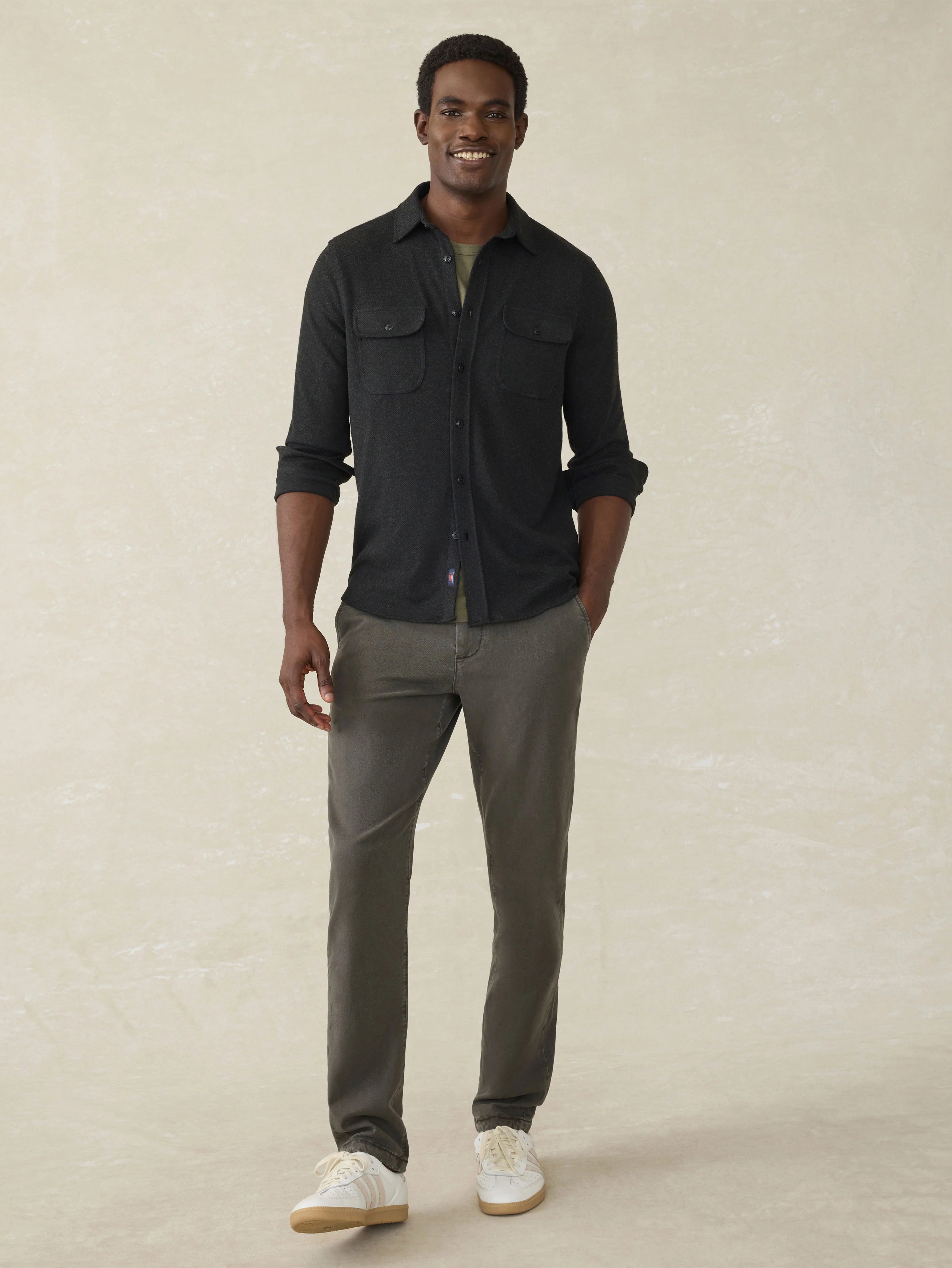 Coastline Stretch Chino - Faded Black