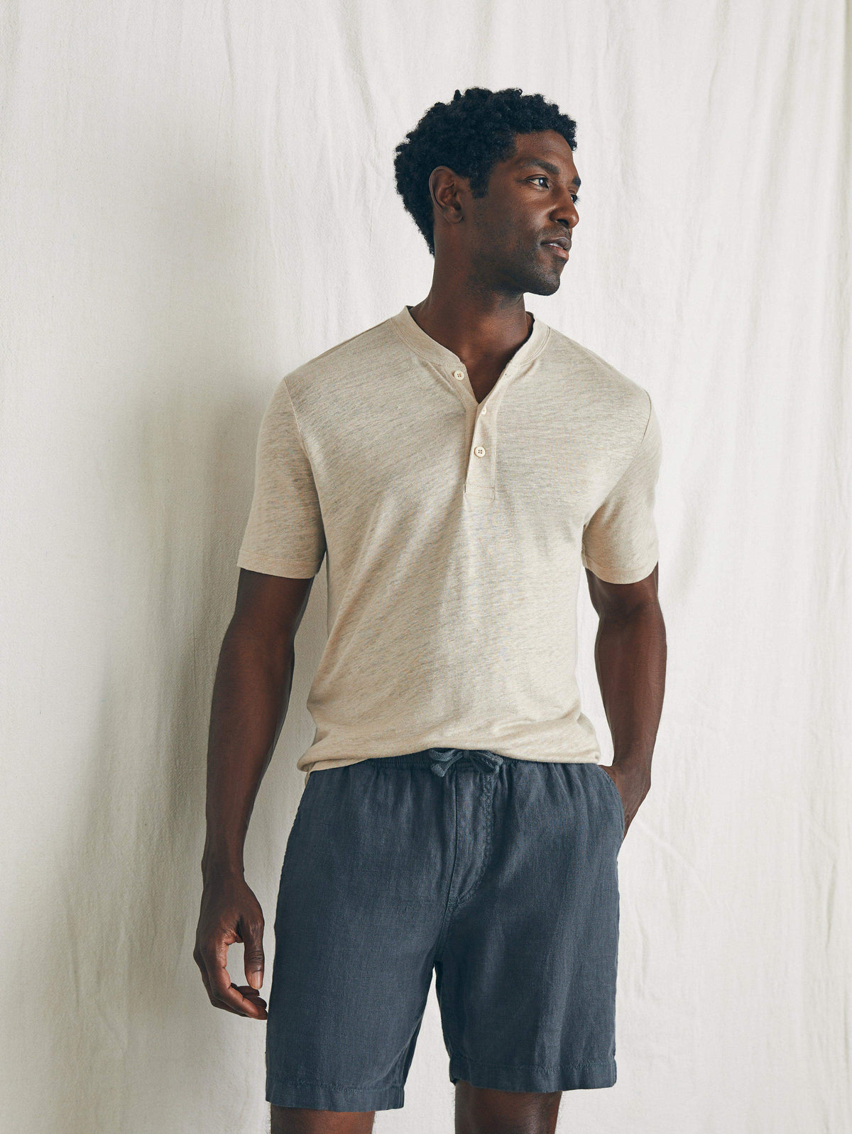 Essential Linen Short (6.5" Inseam) - Washed Black