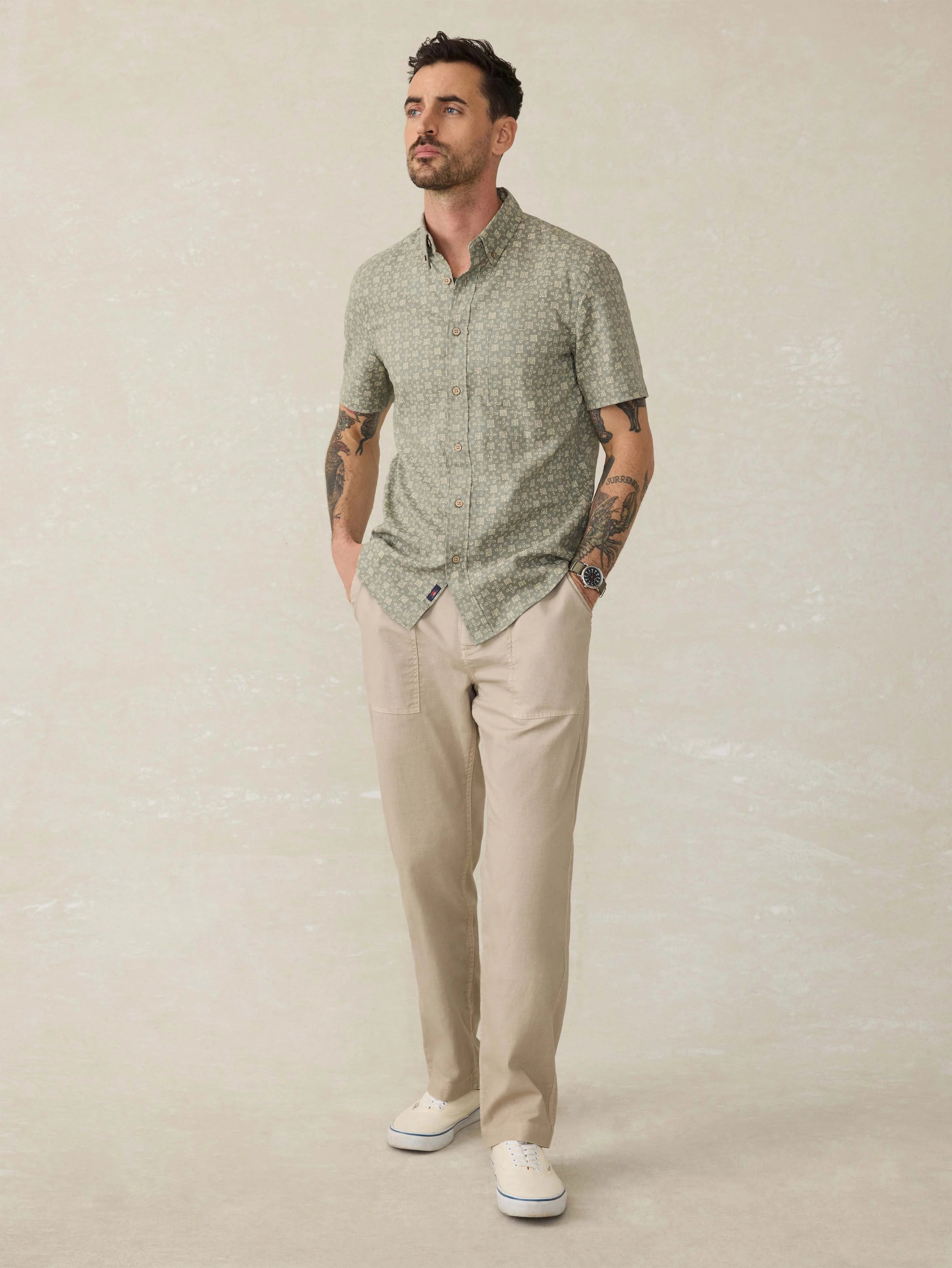 Short-Sleeve Breeze Shirt - Sundried Sage Emblem