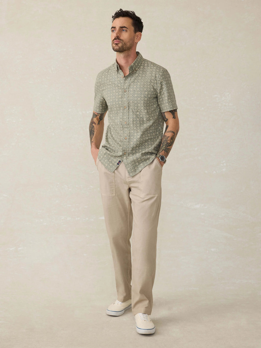Short-Sleeve Breeze Shirt - Sundried Sage Emblem
